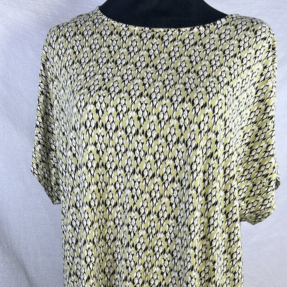J.Jill Wearever Collection Tunic Top Size‎ 1X Abstract Green Black Travel Wear